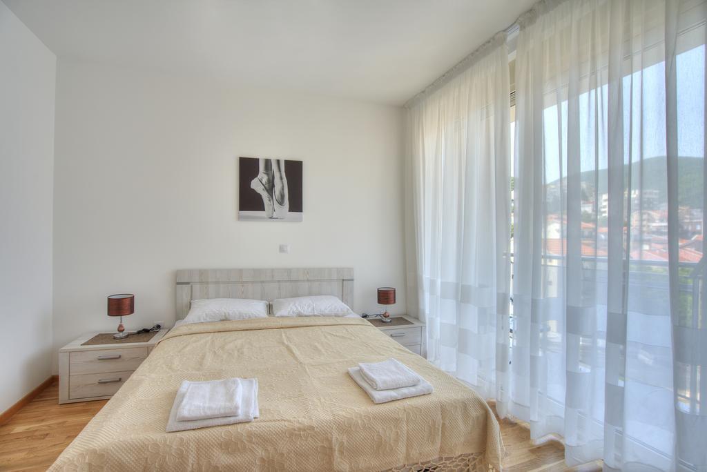 Apartments Lora Bokeljske Brigade บุดวา ภายนอก รูปภาพ